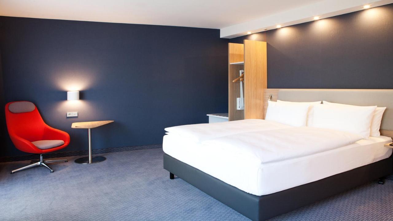 Holiday Inn Express Bochum By Ihg Exterior foto